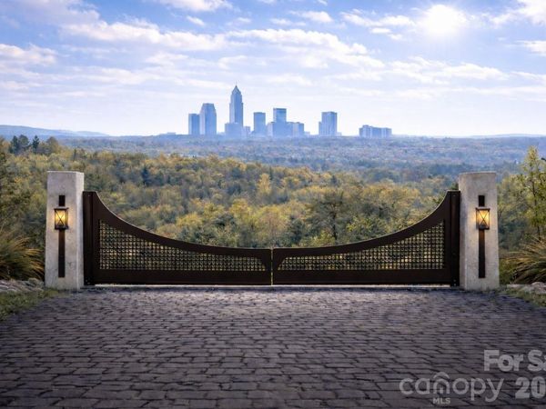 5700 Bentley Ridge Drive , Davidson, NC 28036