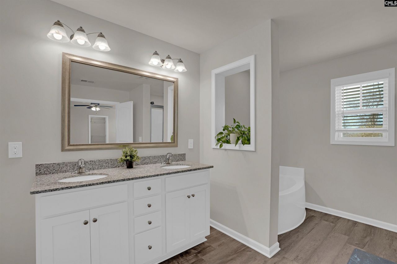 275 Niblick Drive  Photo 13