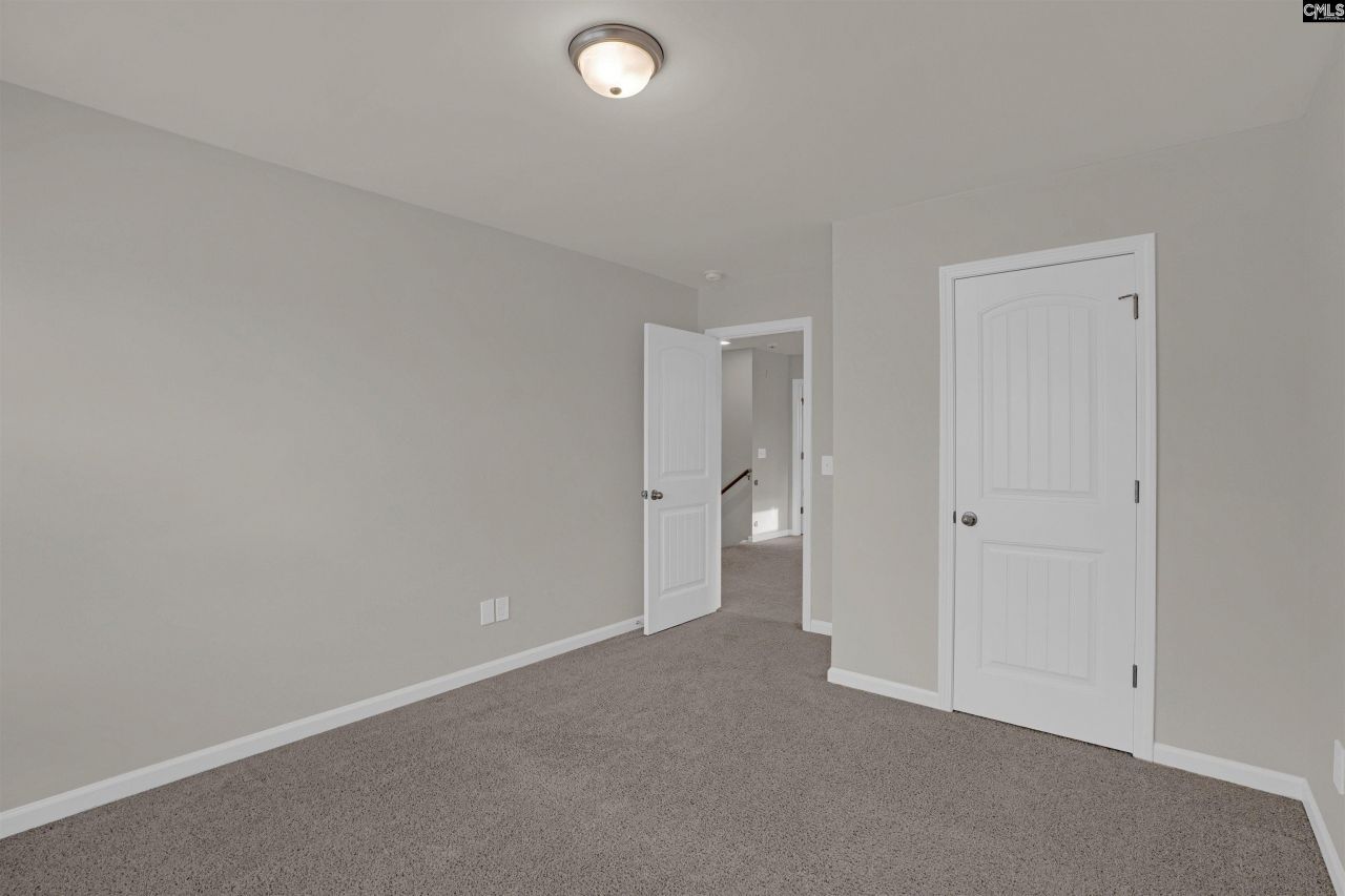 275 Niblick Drive  Photo 16