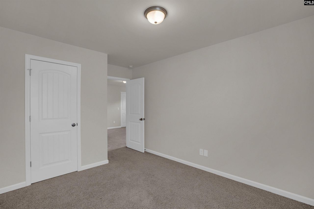 275 Niblick Drive  Photo 17