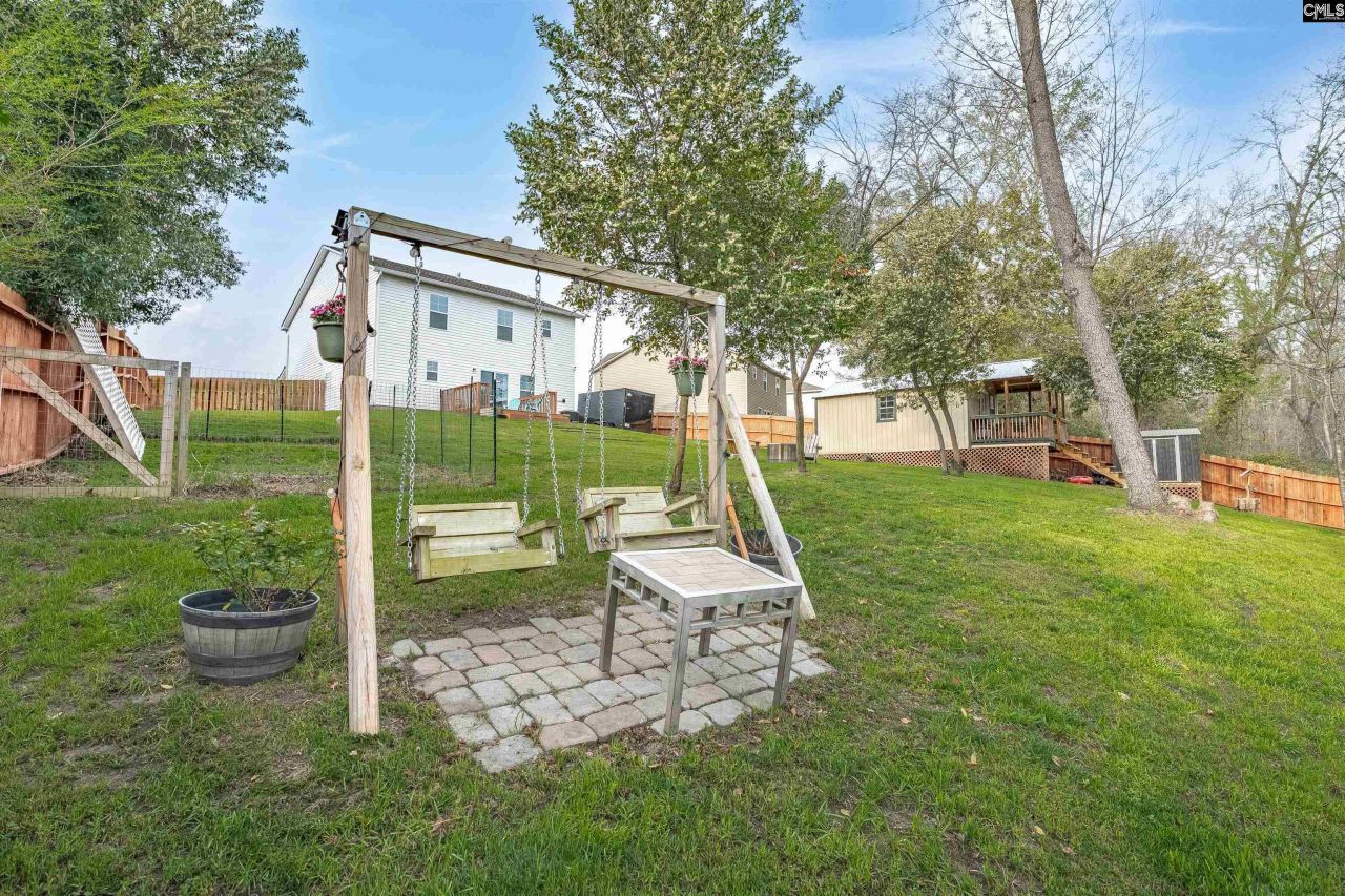 275 Niblick Drive  Photo 26