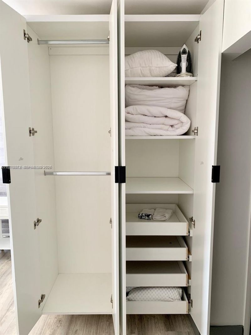 200 SE 15th Rd , Unit 3J, Miami, FL 33129 Photo