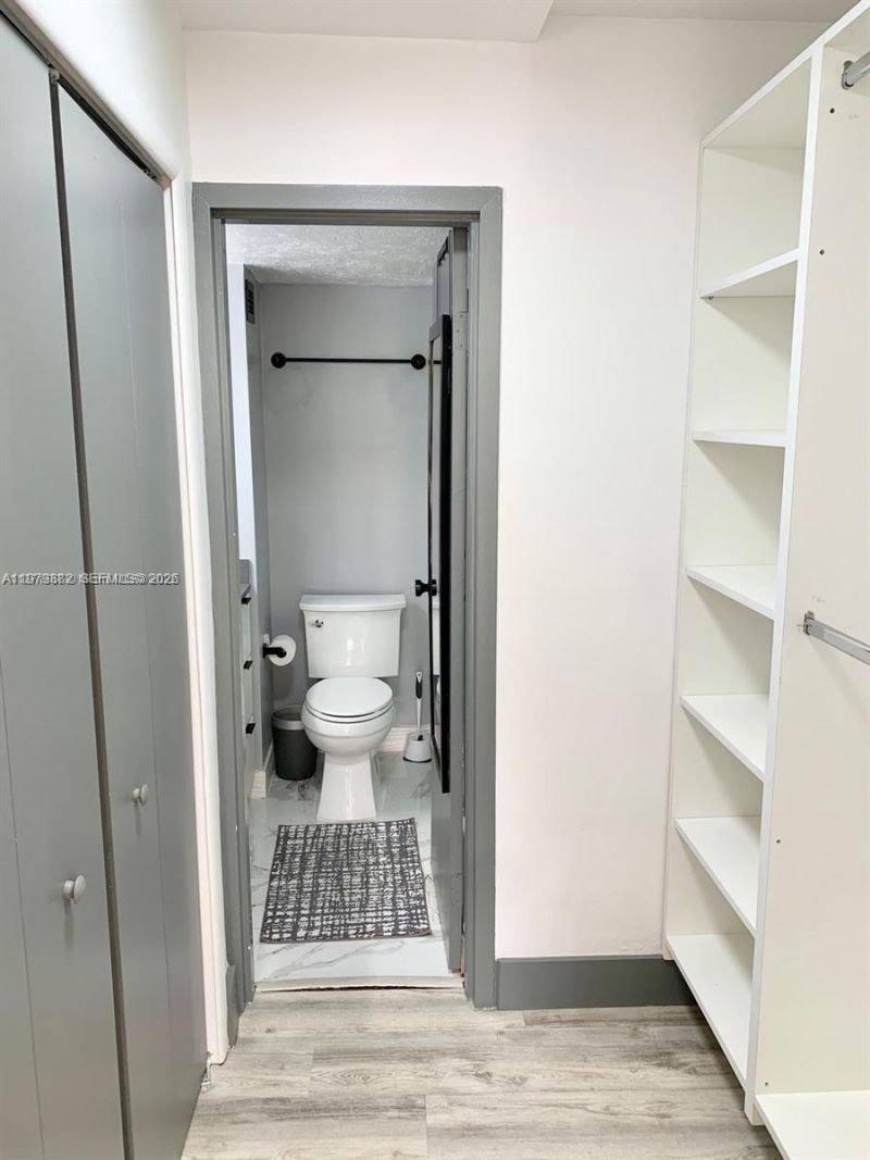 200 SE 15th Rd , Unit 3J, Miami, FL 33129 Photo