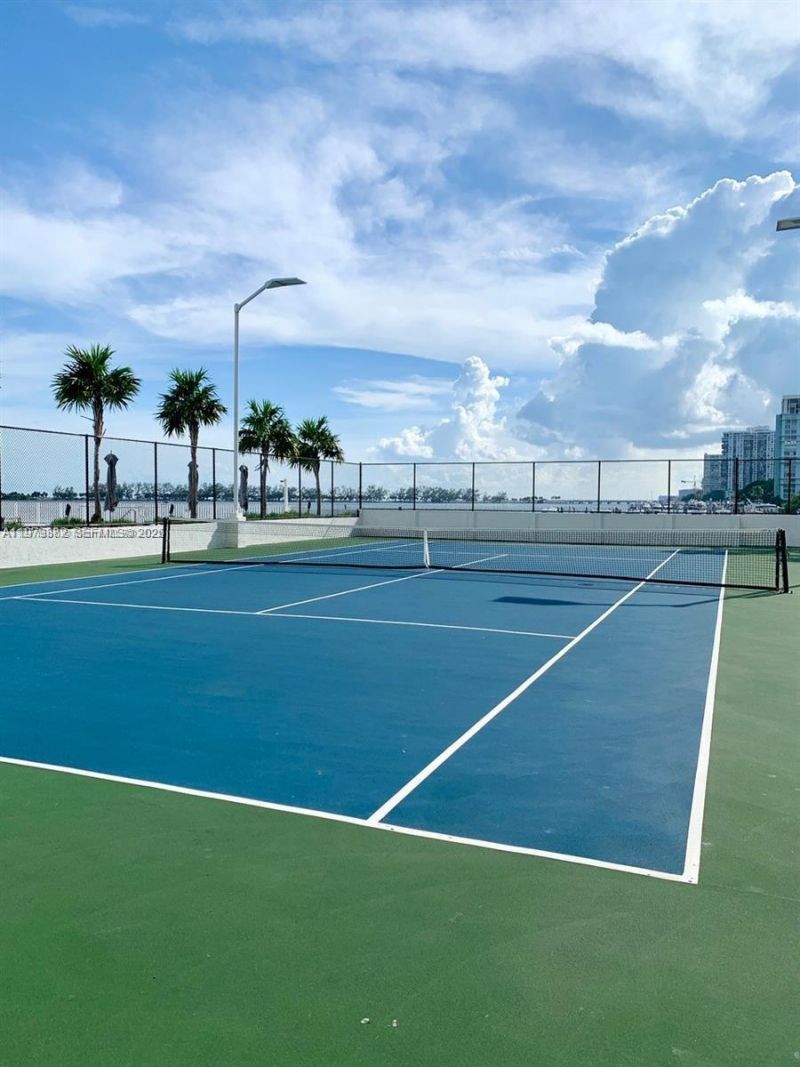 200 SE 15th Rd , Unit 3J, Miami, FL 33129 Photo