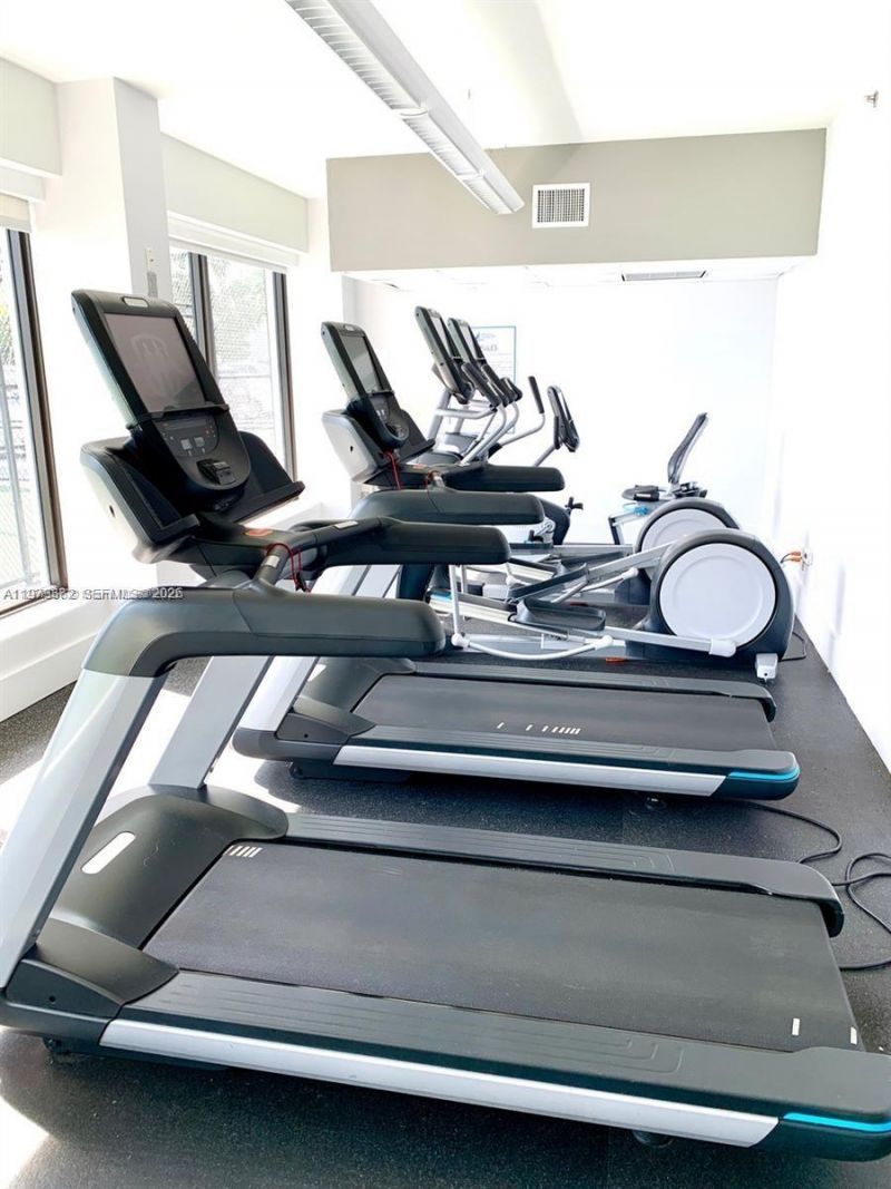 200 SE 15th Rd , Unit 3J, Miami, FL 33129 Photo