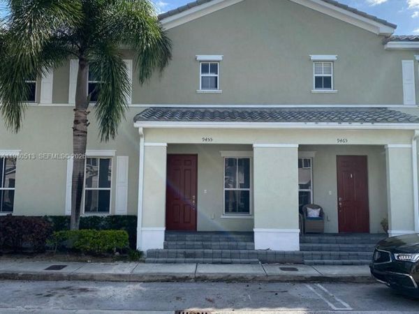 9455 SW 171ST CT, Unit 9455, Kendall, FL 33196