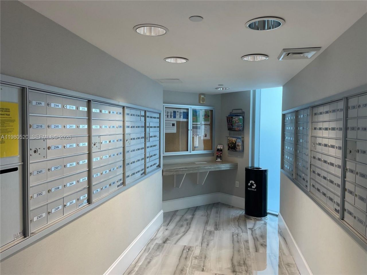 3131 NE 188th St, Unit 2-606, Aventura, FL 33180 Photo