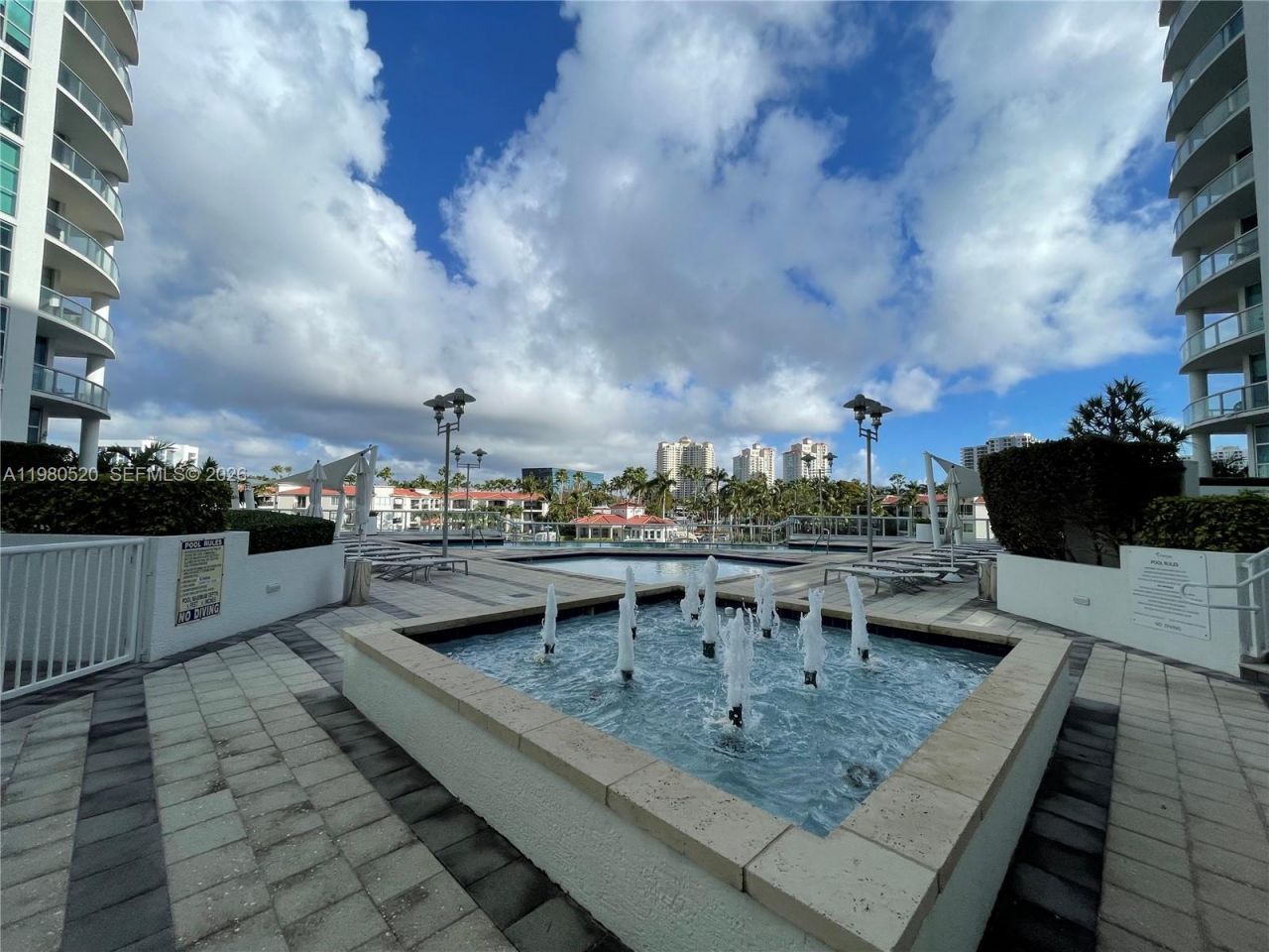 3131 NE 188th St, Unit 2-606, Aventura, FL 33180 Photo