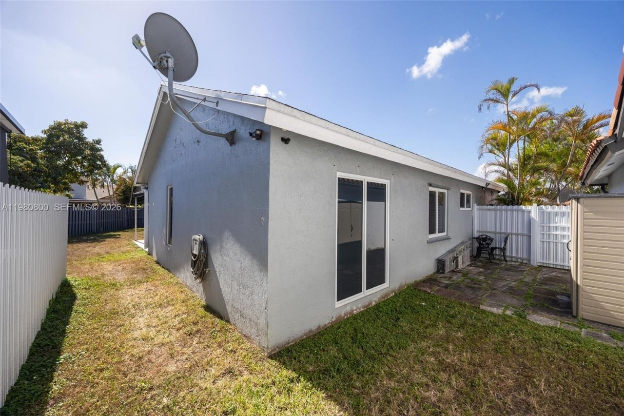 15260 SW 57th St, Miami, FL 33193 Photo