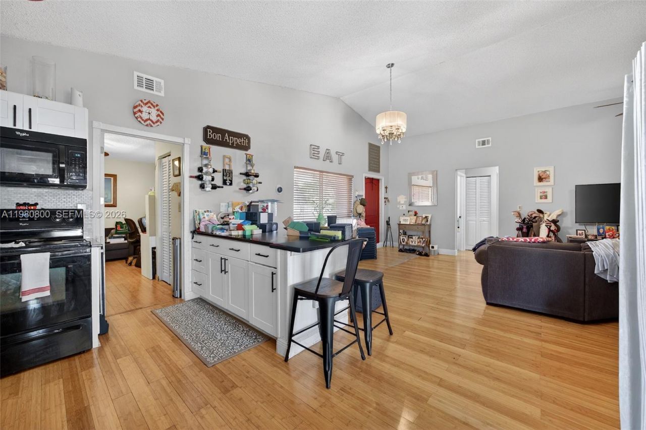 15260 SW 57th St, Miami, FL 33193 Photo