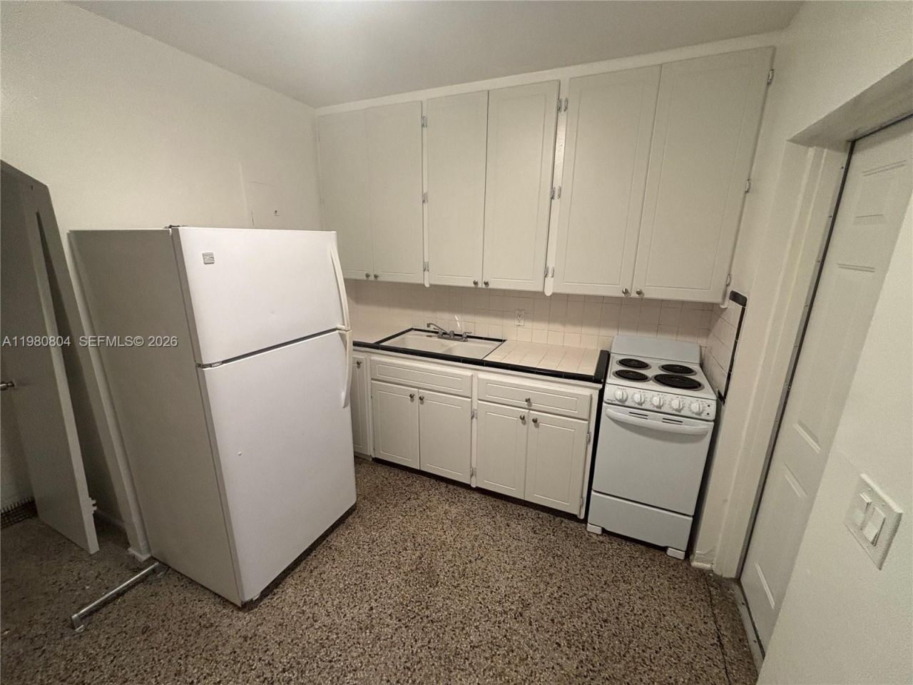 624 NE 7th Ave, Unit 3, Fort Lauderdale, FL 33304 Photo