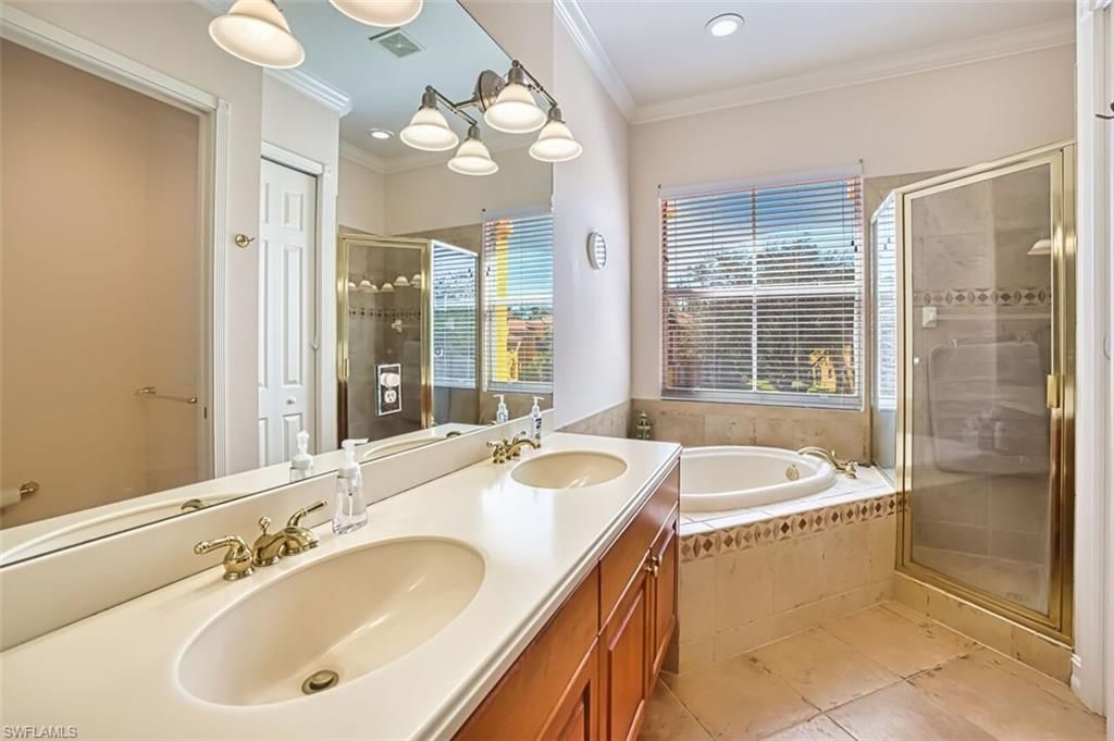 7051 Bergamo Way, Unit 201, Fort Myers, FL 33966 Photo