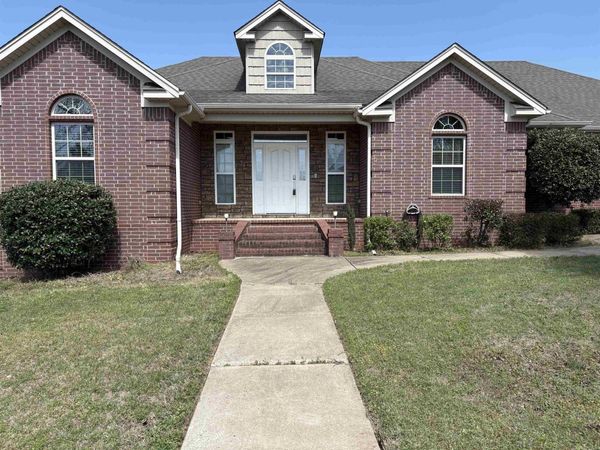 1705 Poteete Drive, Conway, AR 72034