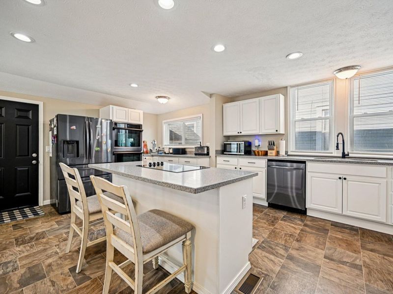 525 N Main Street, Bellefontaine, OH 43311 Photo 11