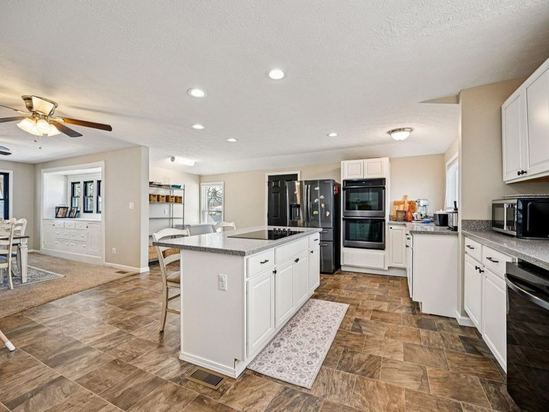 525 N Main Street, Bellefontaine, OH 43311 Photo 12