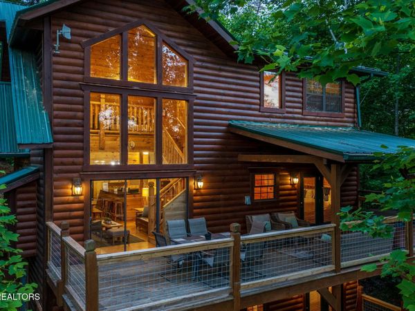 1226 Serenity Lane, Sevierville, TN 37876