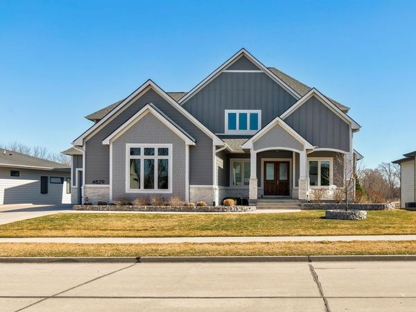 4829 159th Street, Urbandale, IA 50323