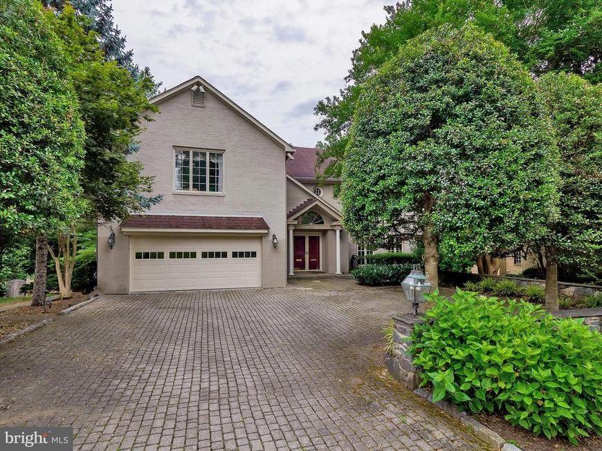 6513 Kenhill Road, Bethesda, MD 20817 Main Photo