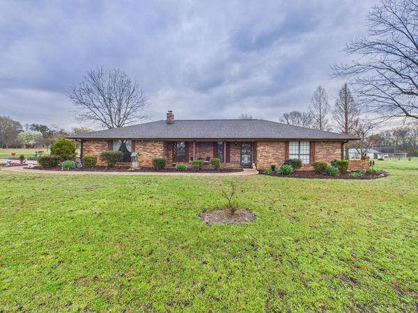 36 Dustin Road, Steens, MS 39766