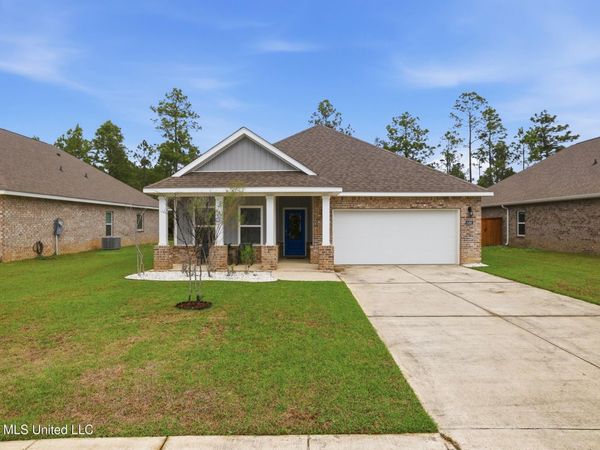 5495 Overland Drive, Biloxi, MS 39532
