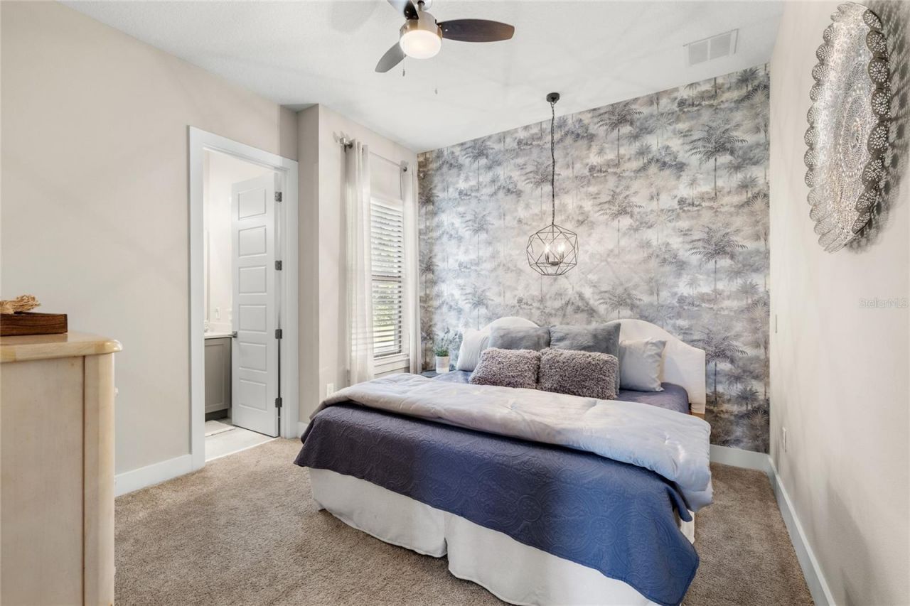 25620 Grandview Pointe, Sorrento, FL 32776 Photo