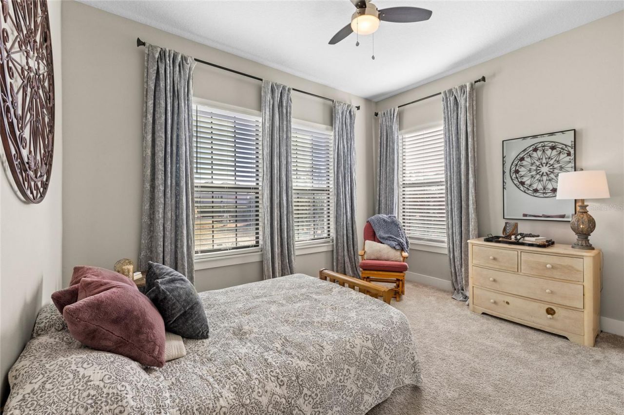 25620 Grandview Pointe, Sorrento, FL 32776 Photo