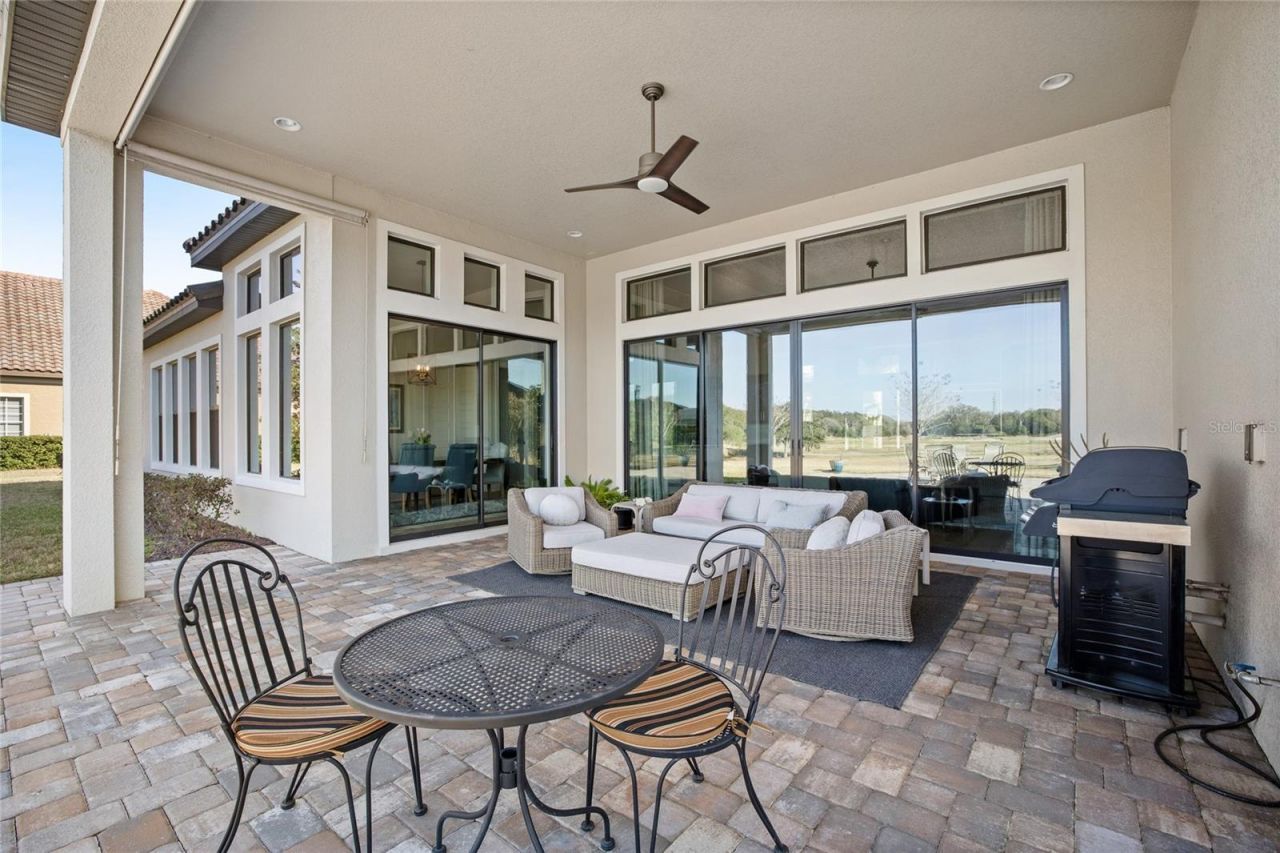 25620 Grandview Pointe, Sorrento, FL 32776 Photo