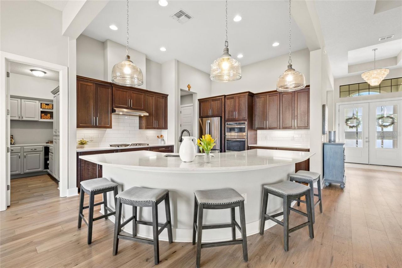 25620 Grandview Pointe, Sorrento, FL 32776 Photo