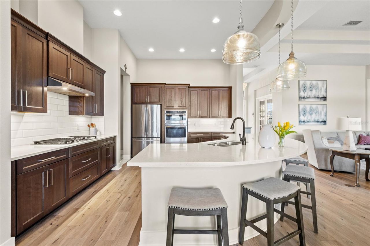 25620 Grandview Pointe, Sorrento, FL 32776 Photo