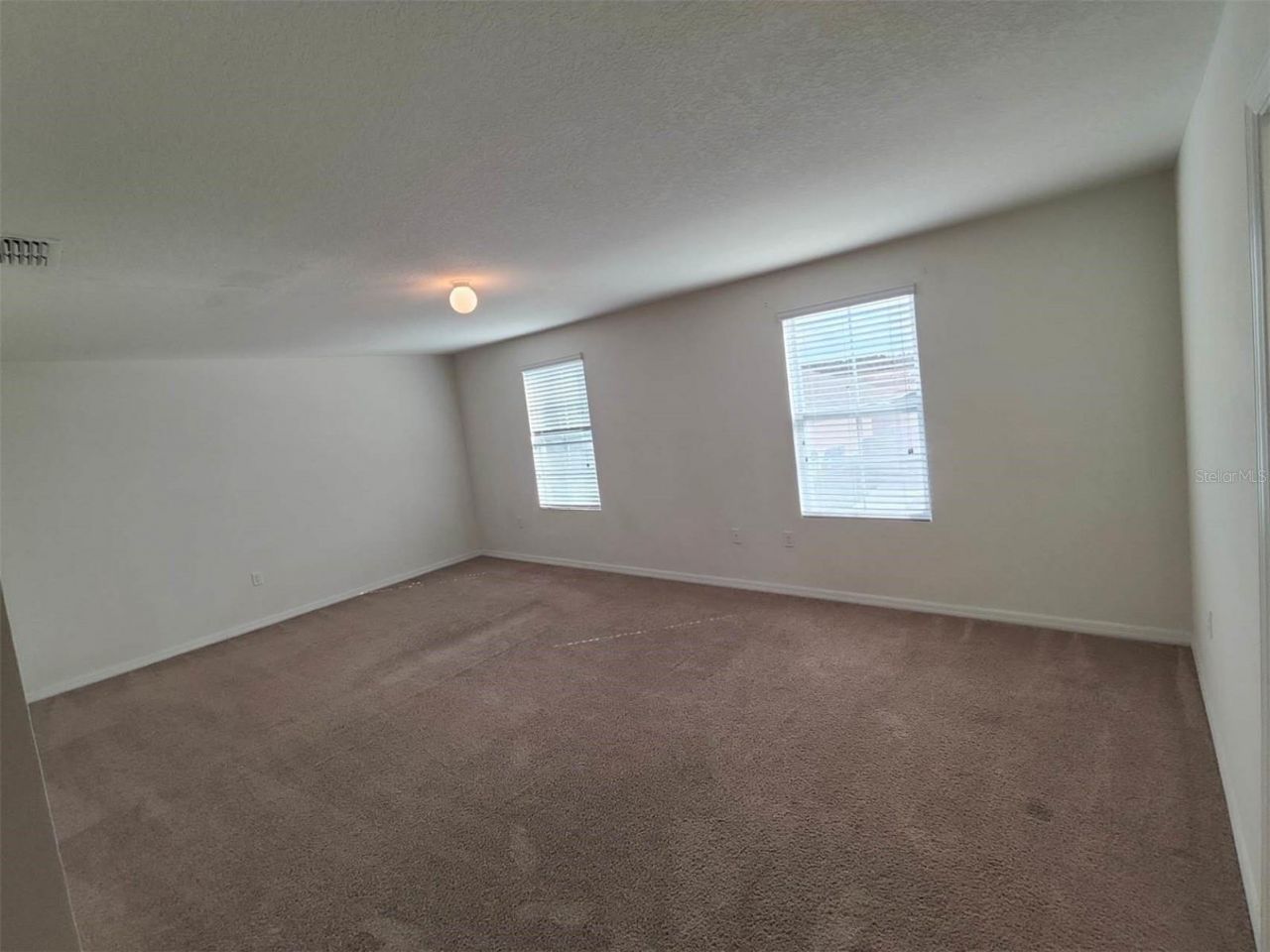 406 Nova Drive , Davenport, FL 33837 Photo