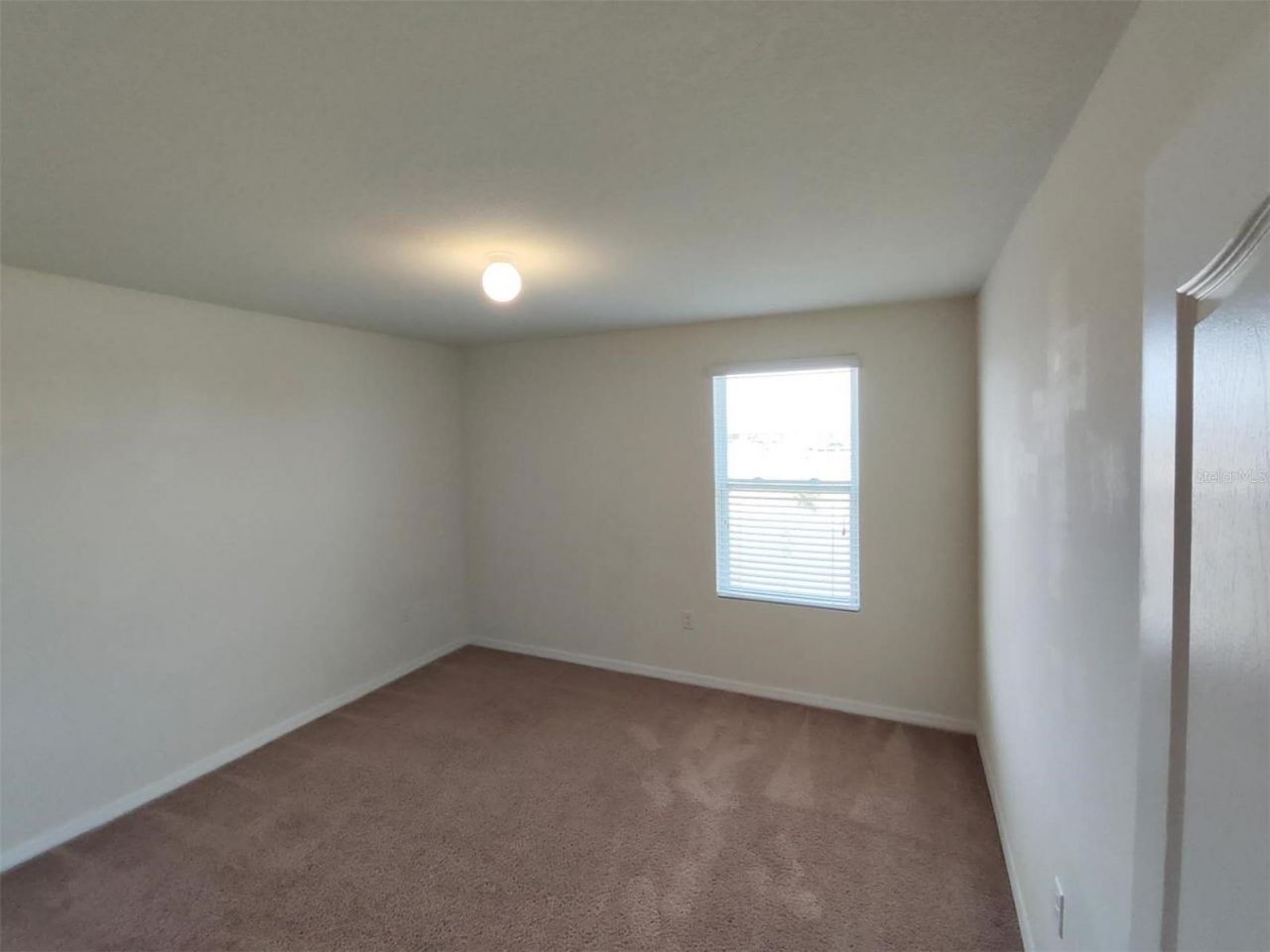 406 Nova Drive , Davenport, FL 33837 Photo