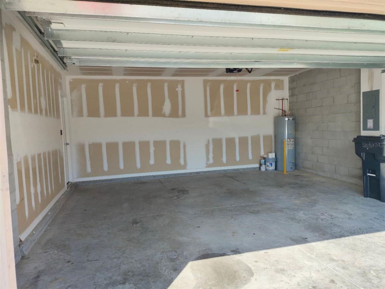 406 Nova Drive , Davenport, FL 33837 Photo