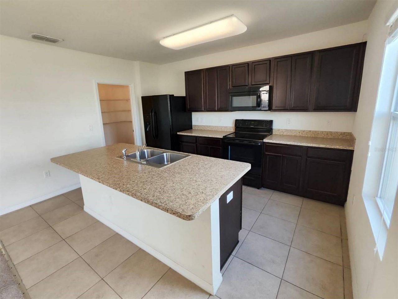 406 Nova Drive , Davenport, FL 33837 Photo