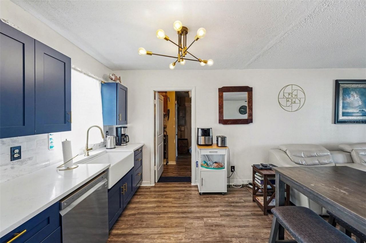 2426 17th Avenue N, Saint Petersburg, FL 33713 Photo