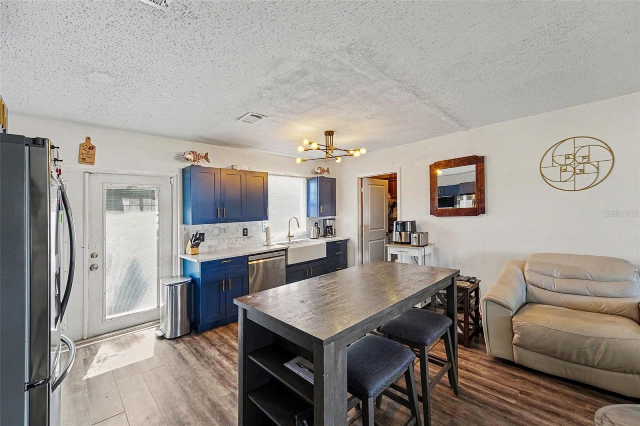 2426 17th Avenue N, Saint Petersburg, FL 33713 Photo