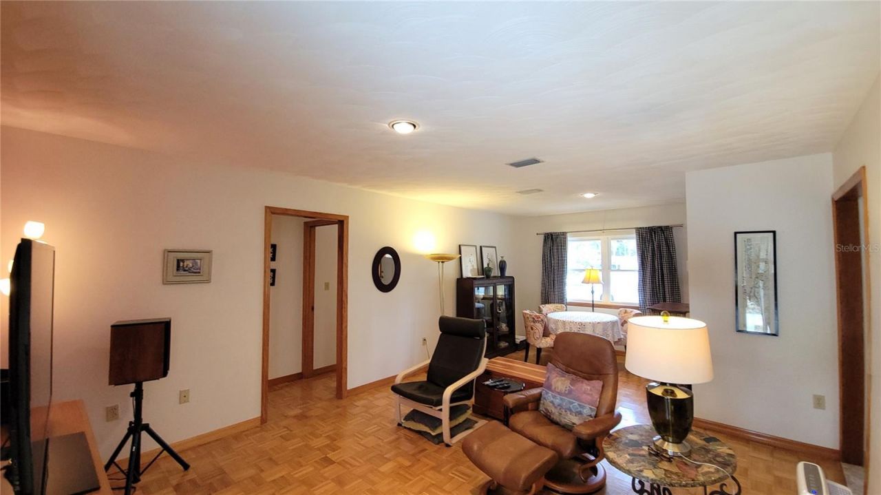 306 S Kingsbury Boulevard , Deland, FL 32720 Photo