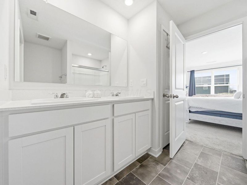 3057 Lamptonridge Drive , Columbus, OH 43232 Photo 25