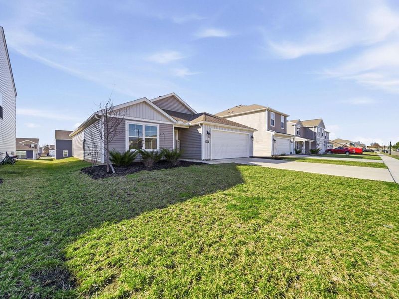 3057 Lamptonridge Drive, Columbus, OH 43232 Photo 3