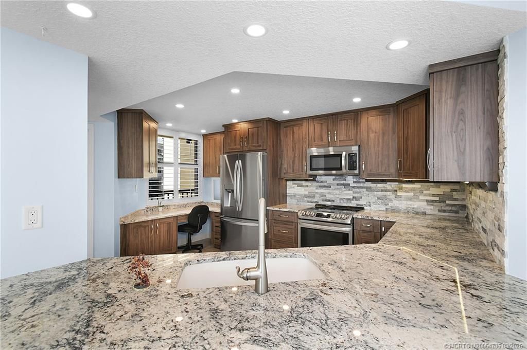 9550 S Ocean Drive, Unit 1610, Jensen Beach, FL 34957 Photo