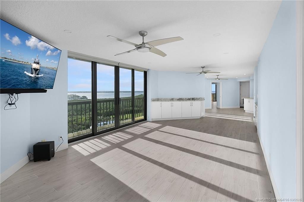 9550 S Ocean Drive, Unit 1610, Jensen Beach, FL 34957 Photo