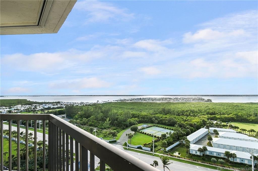 9550 S Ocean Drive, Unit 1610, Jensen Beach, FL 34957 Photo