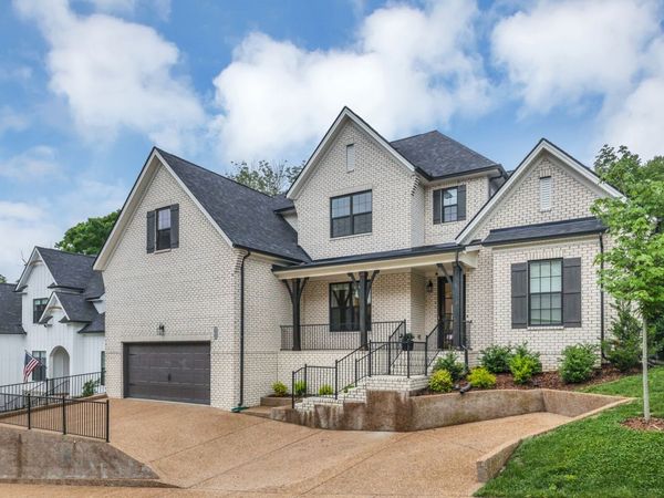 8040 Still Spring Ridge Dr, Nashville, TN 37221