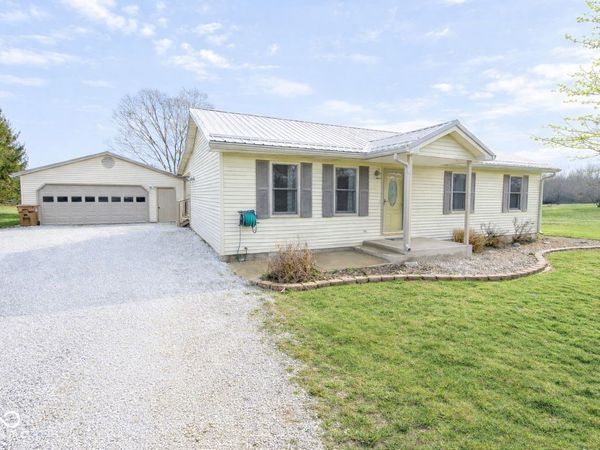 739 E 125 S, Williamsport, IN 47993