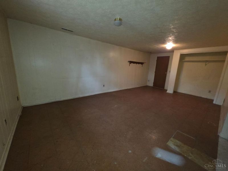 429 McCreary Court, Springfield Twp., OH 45231 Photo 18