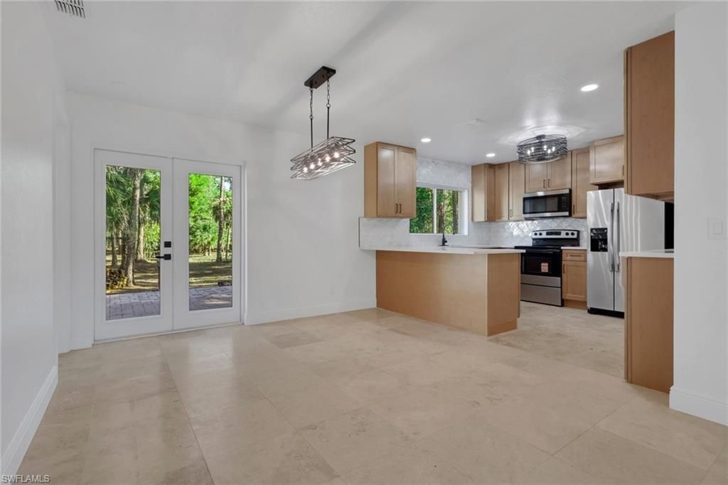 3371 8th Ave Se, Naples, FL 34117 Photo