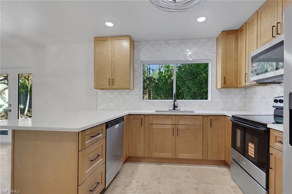 3371 8th Ave Se, Naples, FL 34117 Photo