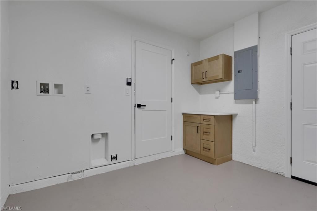 3371 8th Ave Se, Naples, FL 34117 Photo