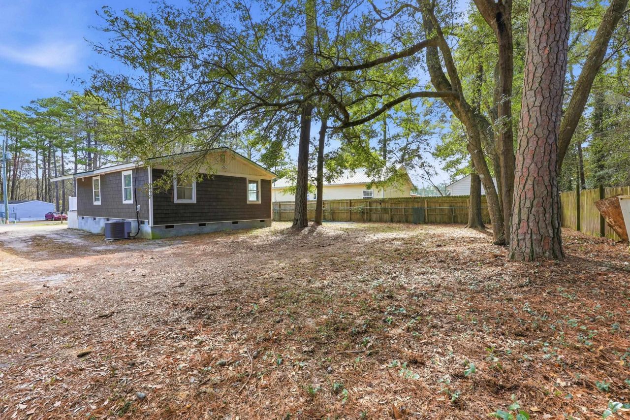 3884 Mineola Ave. Photo 20