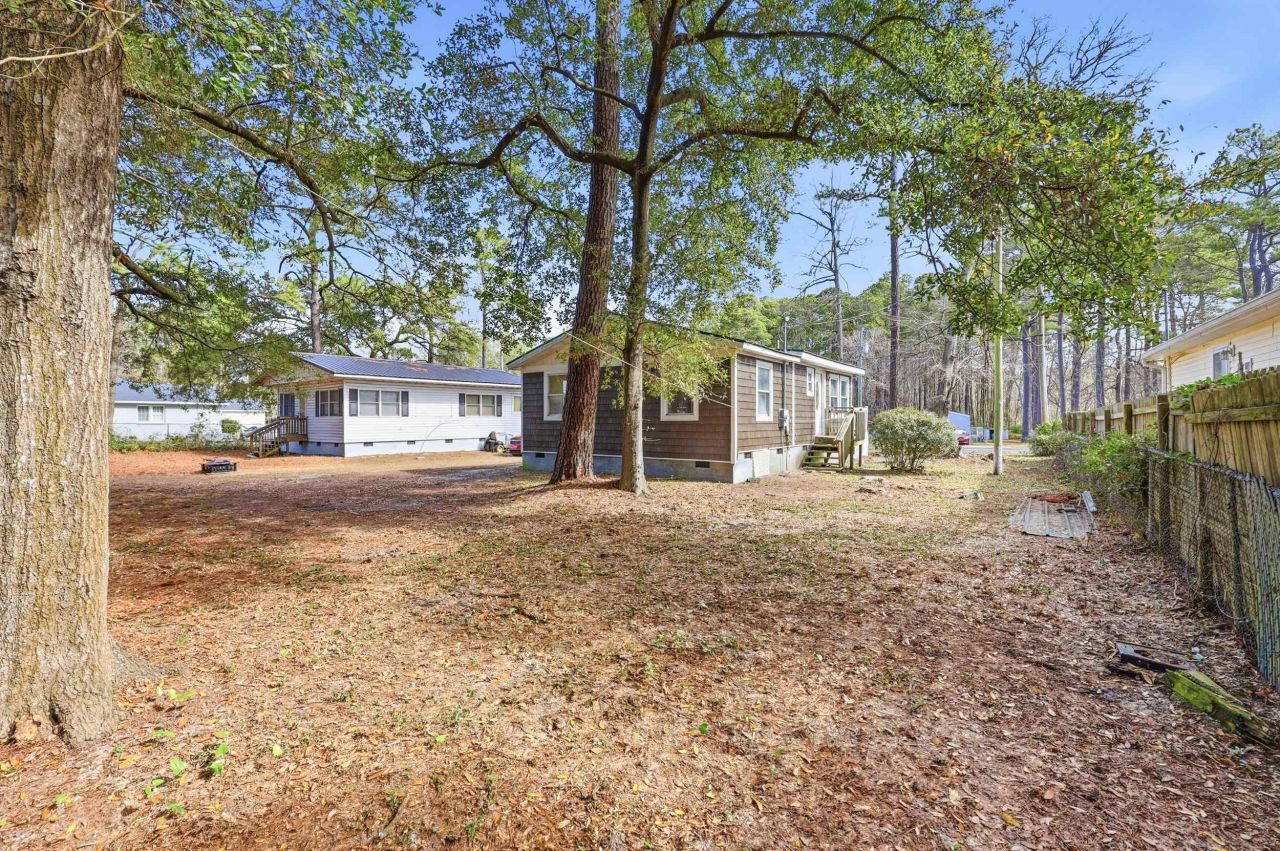 3884 Mineola Ave. Photo 21