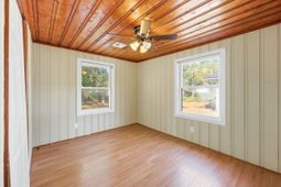 3884 Mineola Ave. photo 4